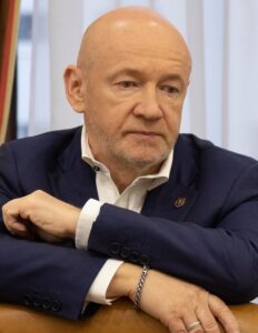 Спикер Платонов Владимир Михайлович